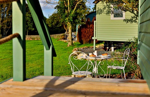 Rhyd-y-clafdy House | Beautiful villa for 2 guests with pets allowed