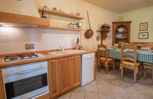 Montoro Villa | Beautiful villa for 4 people with WIFI, pool, TV, balcony, panoramic view and parking