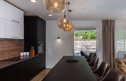 Sucici House | Beautiful villa for 6 people with private pool, WIFI, A/C, hot tub, TV and terrace