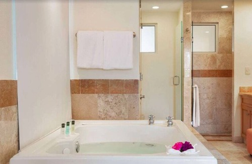 El Medano Ejidal Resort | Beautiful Villa del Arco - Two Bedroom Suite