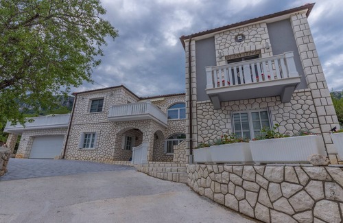 Vinodolska opcina Villa | Beautiful Villa near Crikvenica