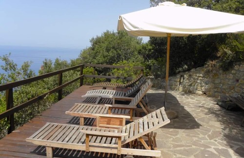 Talamone Villa | Beautiful villa overlooking the sea in the Maremma National Park
