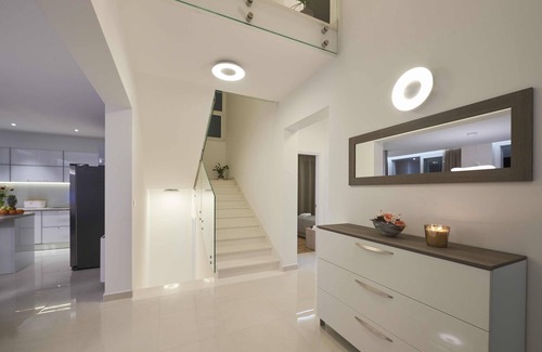 Trogir Villa | Beautiful villa with sea view 2 minutes from the centre of Trogir- Villa Trogir