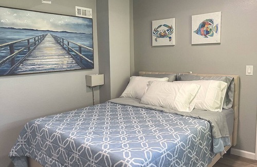 Belfair House | Beautiful Waterfront Home