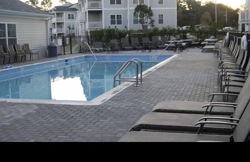 Greenport West Condo | Beautiful Waterview Condo on the North Fork of LI