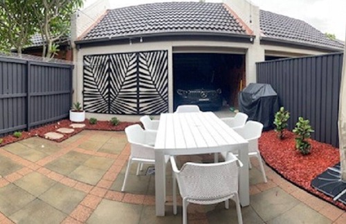 Carrington House | Beautifully 3 bedroom property overlooking Newcastle Harbour