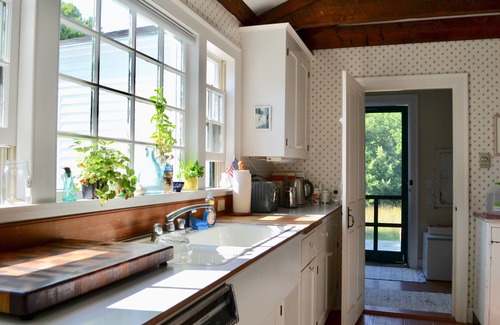 Somesville House | Beautifully Charming New England Home on Somes Pond & Acadia National Park