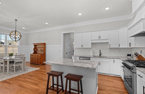 Evans House | Beautifully decorated home on Bartram Trail Golf Course