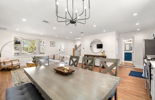 Norcross House | Beautifully Modern Cottage in Historic Norcross