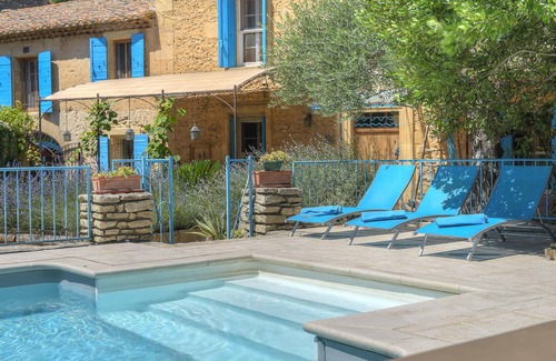 Vers-Pont-du-Gard House | Beautifully Restored 18th Century Village Stone Farmhouse