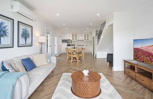 Balmain House | BEAUTY ON THE BAY- THE BEST OF BALMAIN