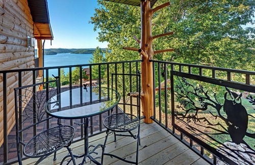 Sylvan Shores Cabin | Beaver Lake Cabin, Hot Tub, Boat dock/Swim Deck, SPECTACULAR views! Rate based on up to 6 people.