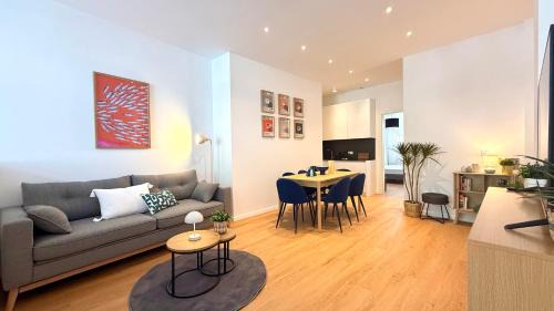 Berg am Laim Apartment | BeckHomes Munich- Stylish Central Apartments & Large Units - Up to 18 Guests, 7BR, 210 sqm