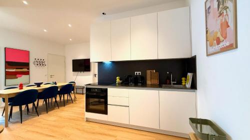 Berg am Laim Apartment | BeckHomes Munich- Stylish Central Apartments & Large Units - Up to 18 Guests, 7BR, 210 sqm