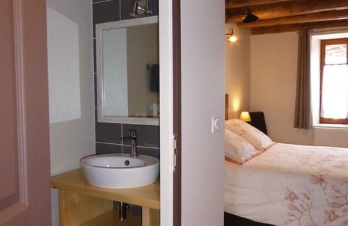 Sainte-Agnes House | Bed and Breakfast, Cottage under the three peaks, Belledonne, Isère, Alps, Prapoutel