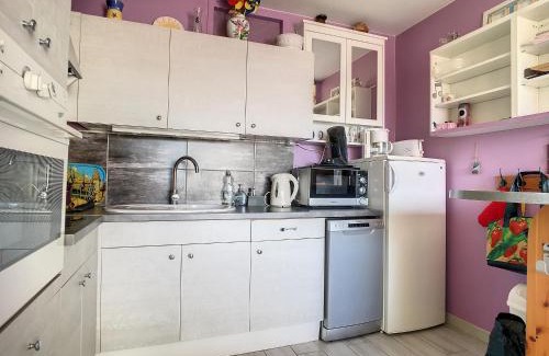 Carnon-Plage Apartment | Bel F2 Cabine avec Garage, Proche Plage et Port, Grande Terrasse ensoleillée - FR-1-715-80