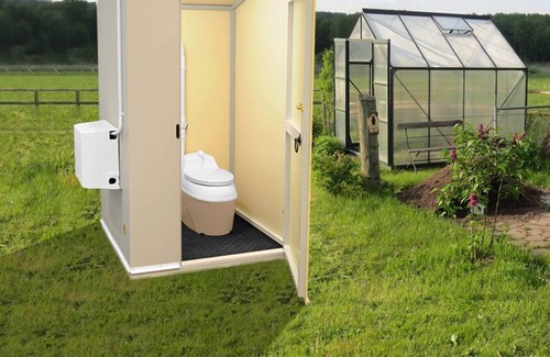 Wing RV Rental | Bell tent with garden view