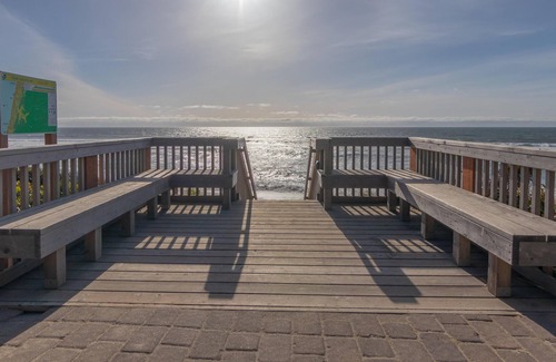 Lincoln Beach House | Bella Breeze