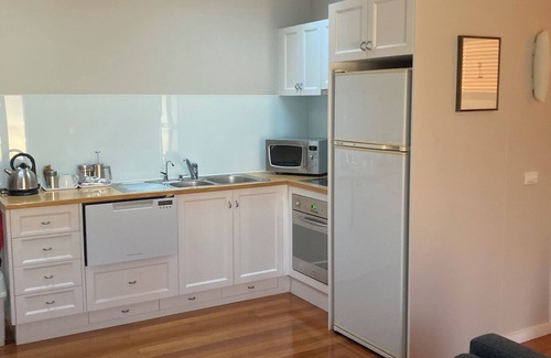 Woodend Apartment | Bella Loft: A studio apartment in the heart of Woodend