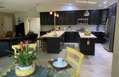 Sunrise Vista Chino House | Bella Vista - Desert Oasis with 4 bedrooms