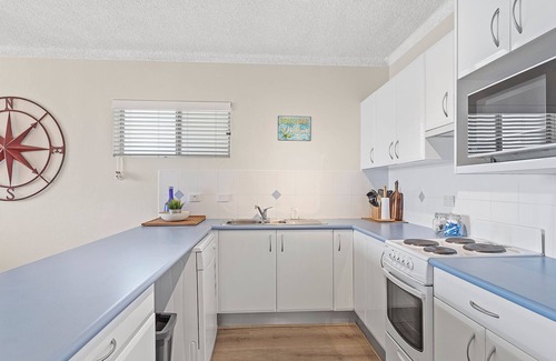 Shoal Bay Apartment | Bella Vista, Unit 10/19 Shoal Bay Road - Vibrant, modern unit with Shoal Bay views