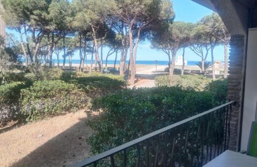 Argeles Plage Apartment | BELLE VUE AU CALME SUR LA PLAGE
