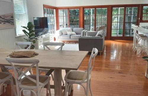 East Toowoomba House | Belle Vue Cottage - East Toowoomba