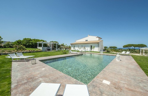 Sorso Villa | Bellimpiazza, private sea view villa with pool