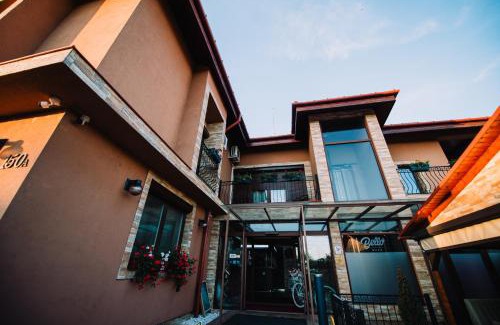 Marghita House | Bello Lounge