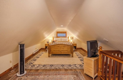 Fort Collins Other | Bellvue Hideaway: Adventure & Calm Near Fort Collins!