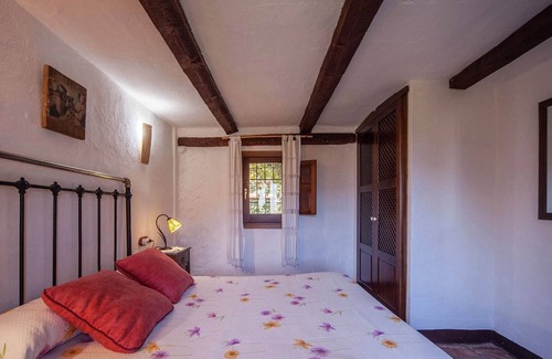 Padul Cottage | Belvilla by OYO Molinos de Padul Seña Anica