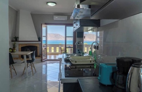 Korfalonas Apartment | Ben's Homes Oasis