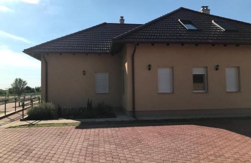 Szentkiraly House | Bencsik Vendégház