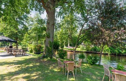 Giethoorn House | Benedenverdieping Hoeve Ginette