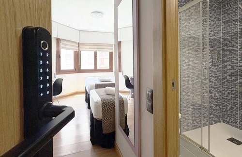 Logrono City Centre House | Berceo Rooms Self Check-in