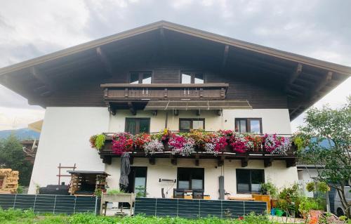 Saalfelden am Steinernen Meer Apartment | Bergblick