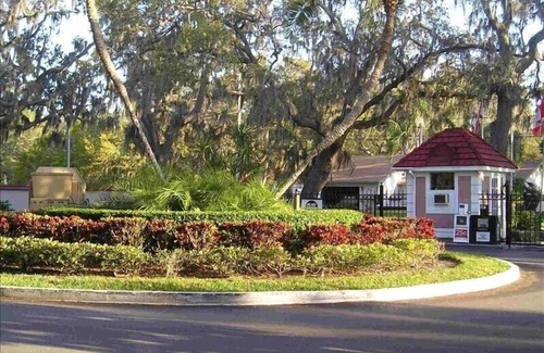 Bayview Condo | Bermuda Bay Beach Club - Renovated Townhouse Freshly painted 2025