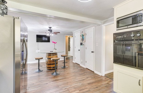 Bessemer House | Bessemer Home w/Patio: 18 Mi to Birmingham!