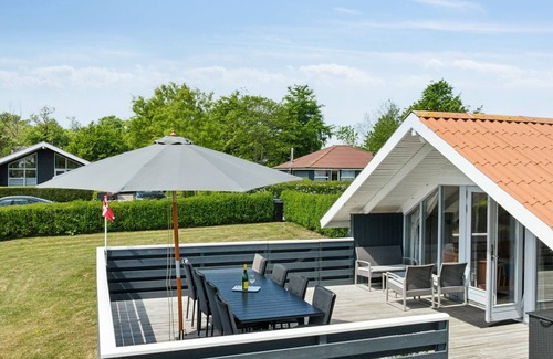Mommark Strand House | "Bessi" - 200m from the sea by Interhome