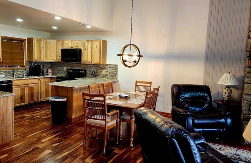 Blowing Rock Resort | Best at Chetola! All Resort Amenities Included!
