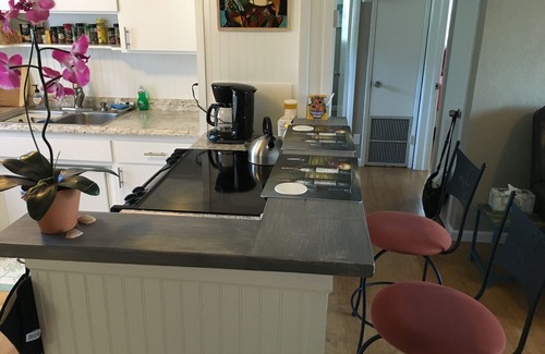 Ormond-by-the-Sea House | BEST DEAL – ONE BLOCK TO THE BEACH! SO CLOSE YOU CAN HEAR THE WAVES!