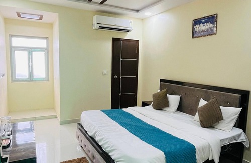 Agra Hotel | Best hotel near Taj Mahal