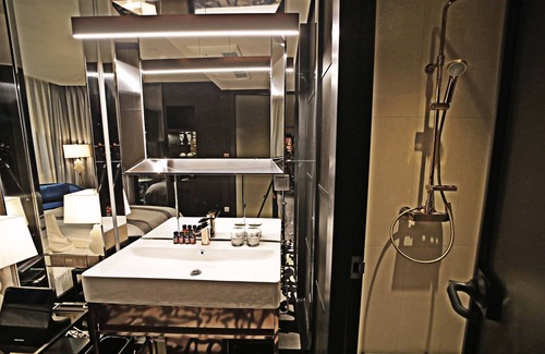 Suyeong-Gu Hotel | Best Louis Hamilton Hotel Gwang-An