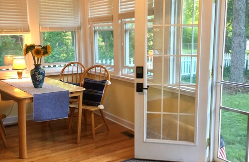 Union Pier Cottage | Best Union Pier getaway. Steps to the beach. Fenced yard,fire pit, Weber grill