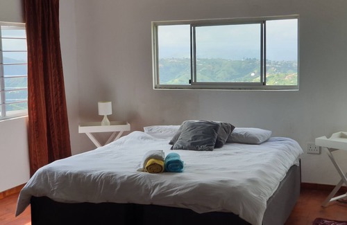 Botha's Hill Apartment | Best View of 1000 Hills
