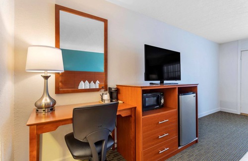 Hendersonville Hotel | Best Western Hendersonville Inn