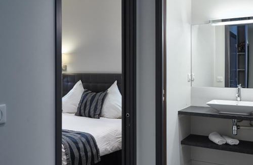 Honfleur Hotel | Best Western Le Cheval Blanc -Vue sur le port-plein centre ville