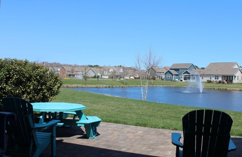 Millville House | Bethany Beach: Family friendly Bishop's Landing community with pond view!