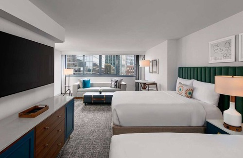 Downtown Chicago Resort | Better Choice for your Vacation! 3 Convenient Units, Close to Chicago Riverwalk