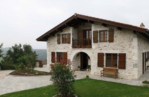 La Bastide-Clairence Apartment | BETWEEN SEA AND MOUNTAINS